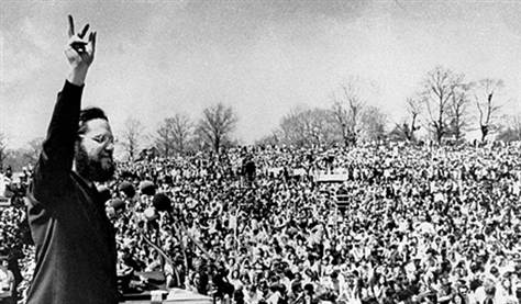 ira-einhorn-crowd.jpg